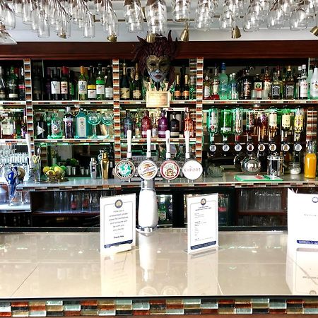 Riviera Lodge Hotel Torquay Kültér fotó