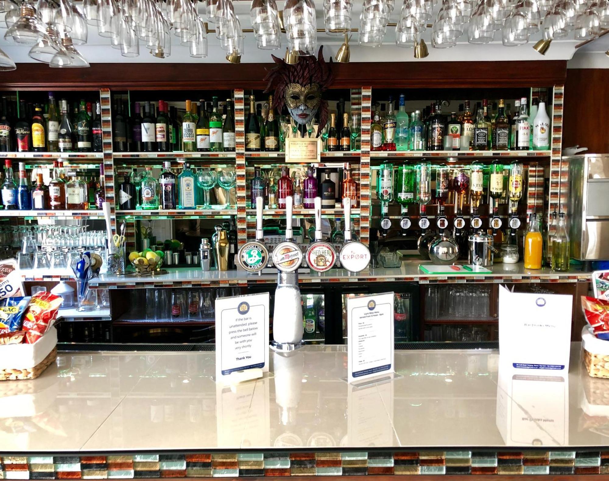 Riviera Lodge Hotel Torquay Kültér fotó